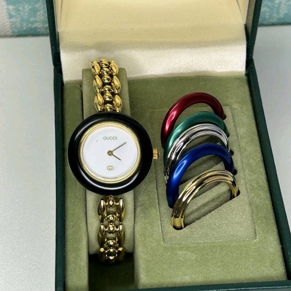 Gucci Women's Gold Watch with Interchangeable Bezels - Picture 1 of 4